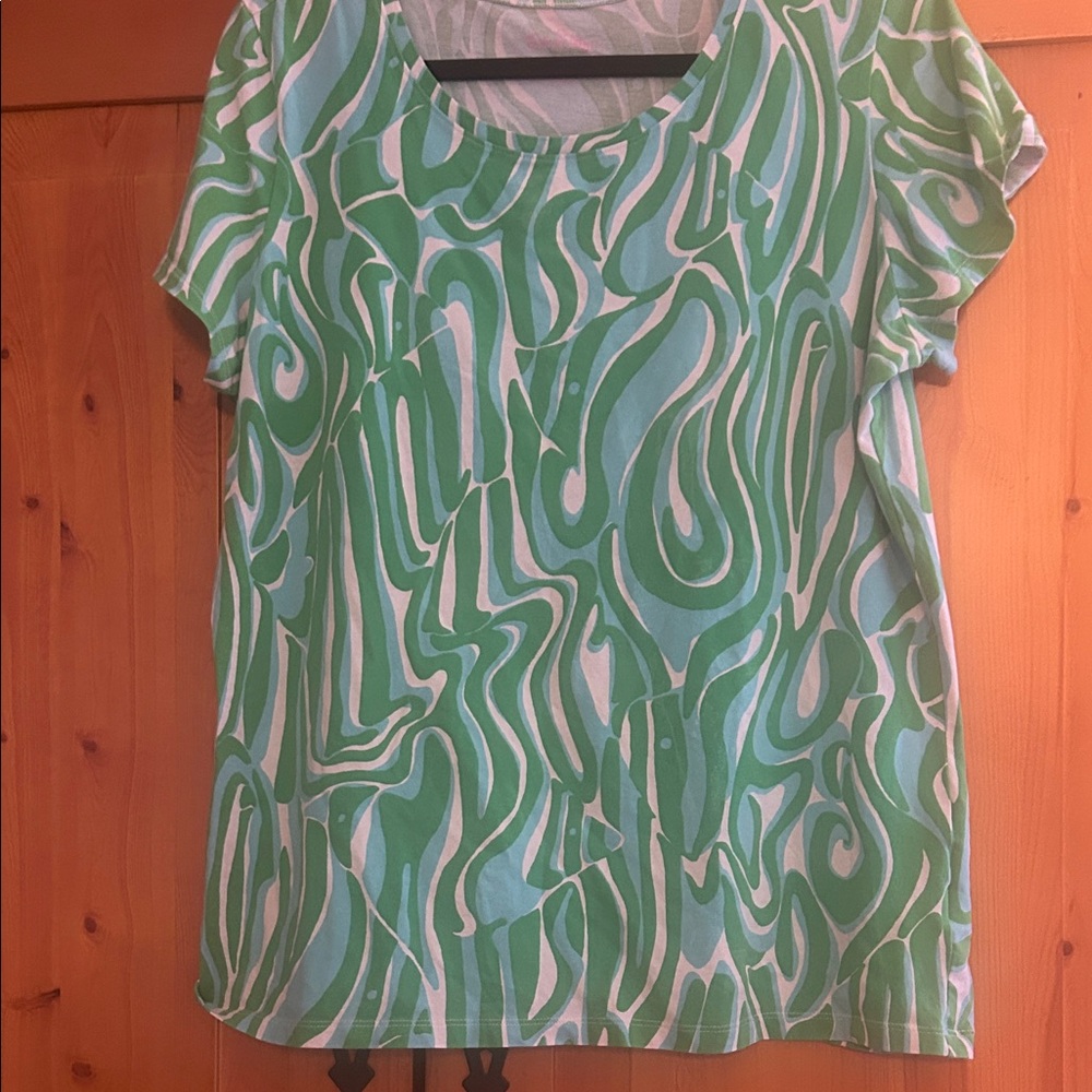 Lilly Pulitzer Green & White Swirl Short Sleeve Tee